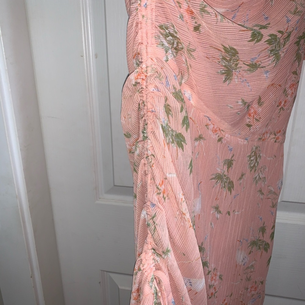 Feminine Summer Floral Ruched One-Shoulder Dress size 4 (Small) - Picture 11 of 13